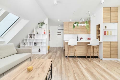 Luxurious Apartment Wroc?aw Kowale By Renters