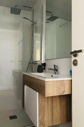 Lc Apartamentos C�sar Augusto