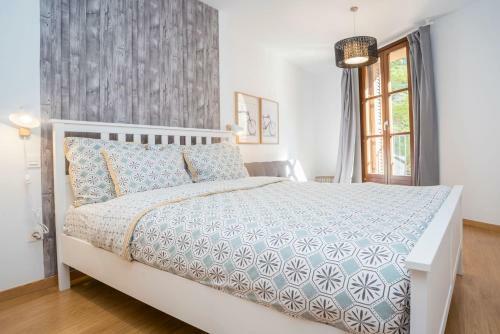 Apartamento Az El Balc�n de Espoz Y Mina II