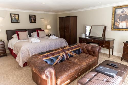 Hostal Cricket Field House