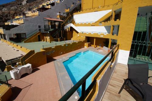 Two-bedroom Apartment Playa Del Cura With Views