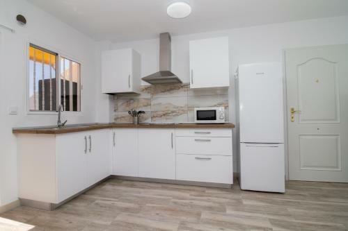 Two-bedroom Apartment Playa Del Cura With Views