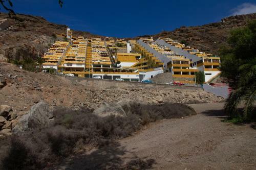Two-bedroom Apartment Playa Del Cura With Views