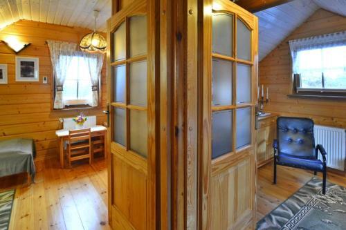 Holiday Home, Oswino