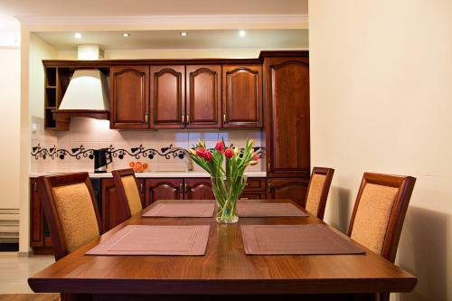 Ca?oroczny Apartament Dar?�wko Wschodnie