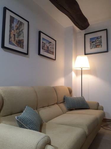 Apartamento Piso Con Encanto En La Parte Vieja.