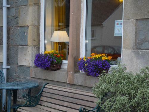 Hostal St Annes Guest House