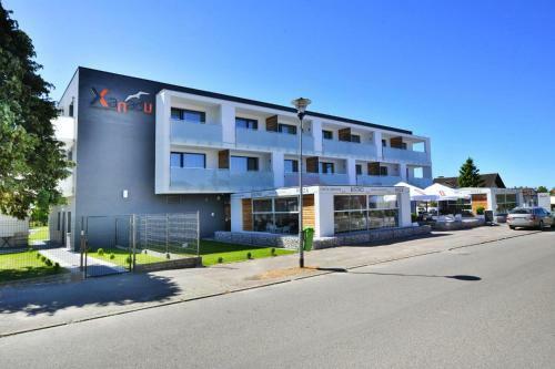 Holiday Resort, Sianozety