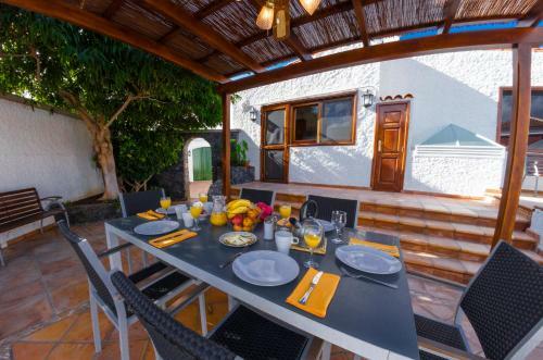 Villa Punta Negra Heated Pool Tenerifesummervillas