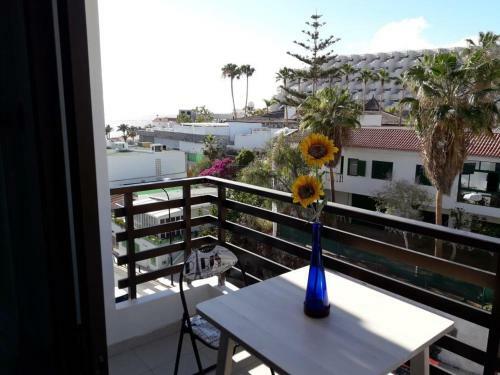 Apartment 100 Meters From The Beach.