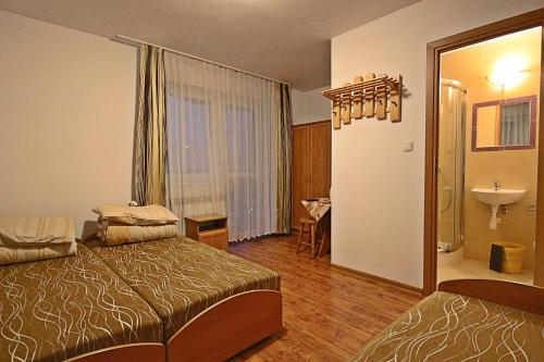 Hotel Dom Wczasowy " U J�zefa "