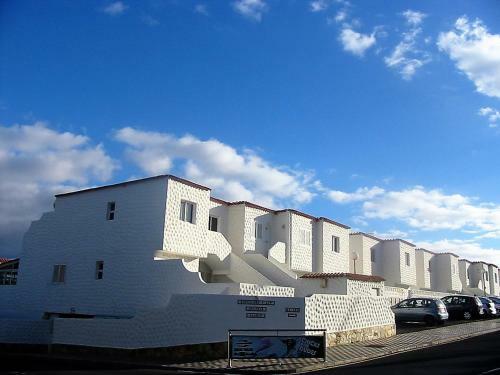 Apartments Near The Beach, With Terrace And Wifi