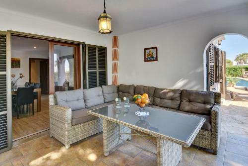Villa Delfin