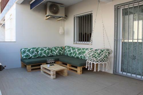 La Manga Beach & Pool Apartment By Rental Ol�