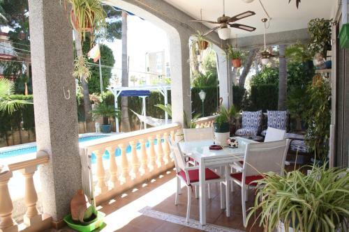 Villa Matias Pool And Beach