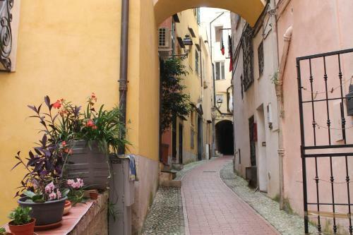 Apartamento Casa Medievale Pieno Centro Sanremo