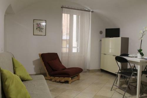 Apartamento Casa Medievale Pieno Centro Sanremo