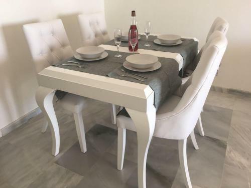 Mi Capricho B16 Beachfront Apartment