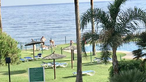 Mi Capricho B16 Beachfront Apartment