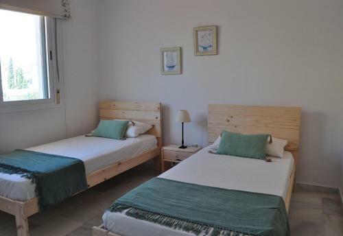 Frontline Beach Apartment