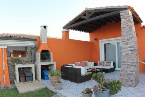 Villa Victoria