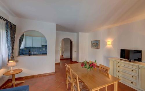Apartamento House And Apt. In Sassari 30366