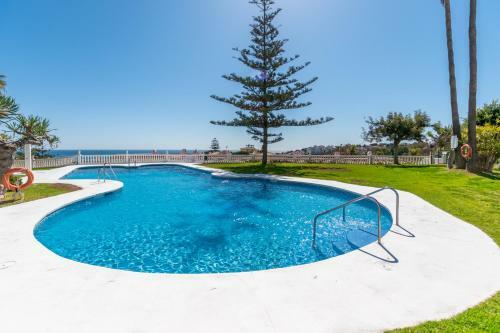 Apartamento 2br Torrenueva Park - La Cala With Swimming Pool