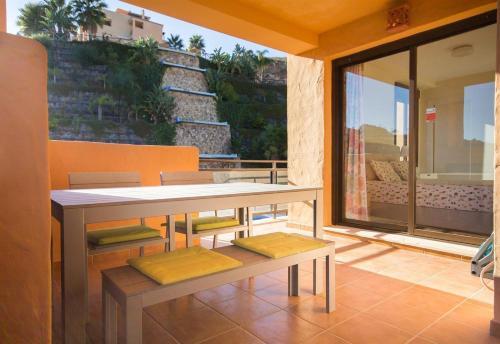 Wonderful 2 Bedroom Apartment 821