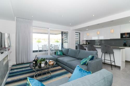 Brand New Luxury Apartment In Cala Serena