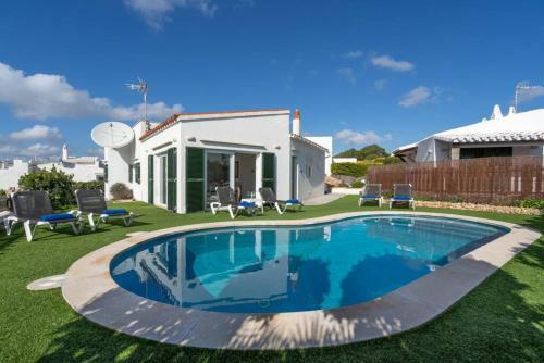 Villa Binixiqui