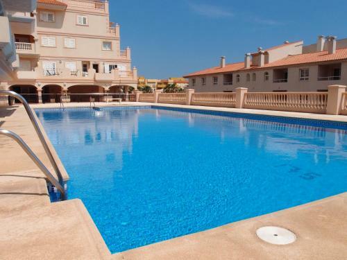 Luxury Apartment In Central Almerimar