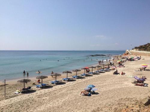 Luxurious 2 Bedroom Apartment Near Cabo Roig Strip