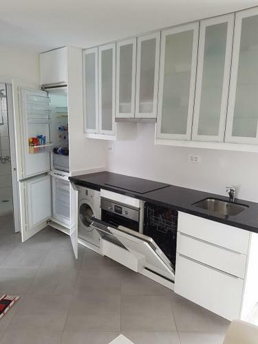 Apartment, Ocean View, Free Tv, Wifi And Parking.