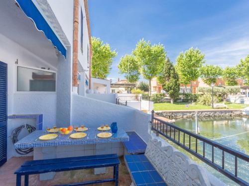 Holiday Home Currican