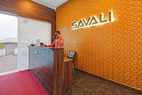 Oyo Flagship 84176 Hotel Savali