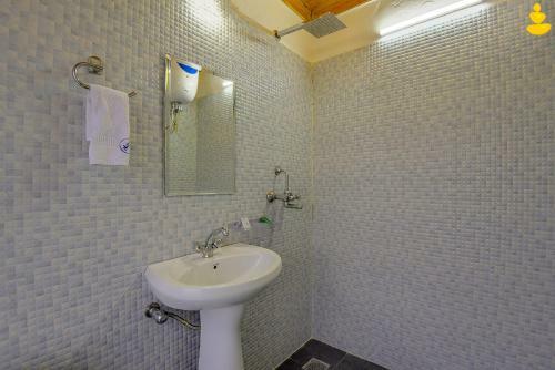 Hotel Livingstone Eco Resort Chail