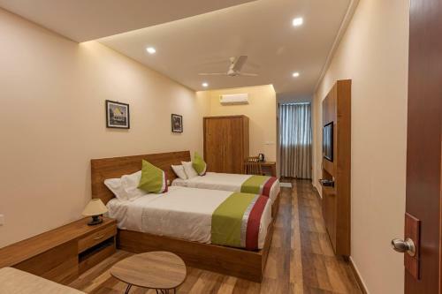 Hotel Benale International