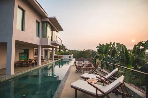 Villa Cliffhouse By Hireavilla, Candolim