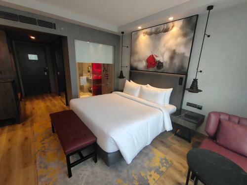 Hotel Radisson Red Chandigarh Mohali