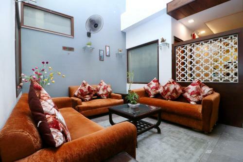 Hotel Seven