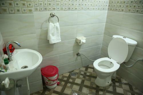 Hotel The Diamond Leaf