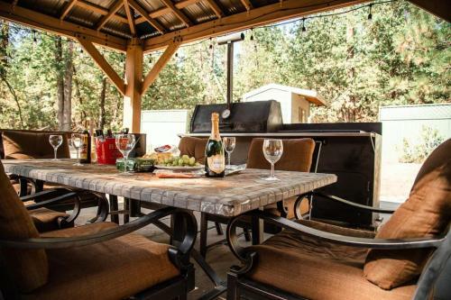 Bass Lake Cabin