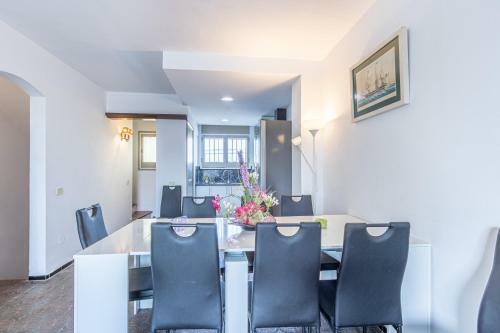Goldhome - Port Petit