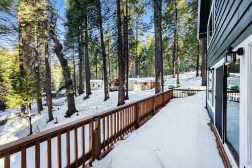 Laurel Lodge Oasis