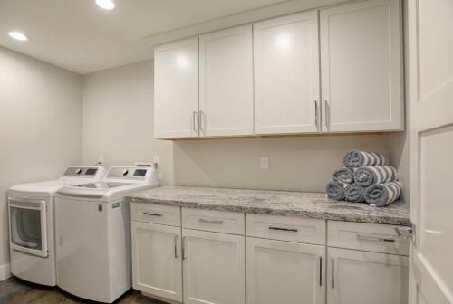 2885abd3-3bdrm Casa Blanca