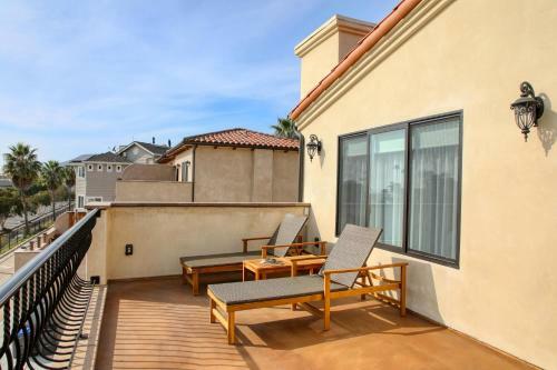 2885abd3-3bdrm Casa Blanca