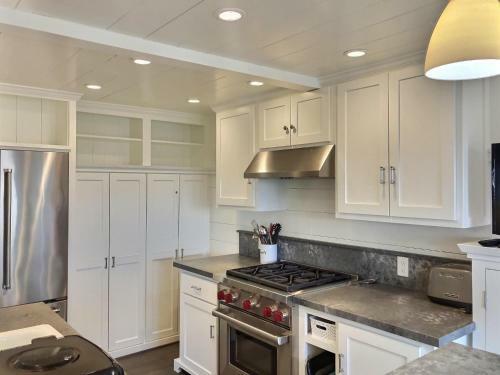 Boho Beach Shack - 2 Bdrm