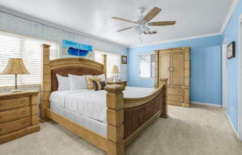 The Moore Hideaway