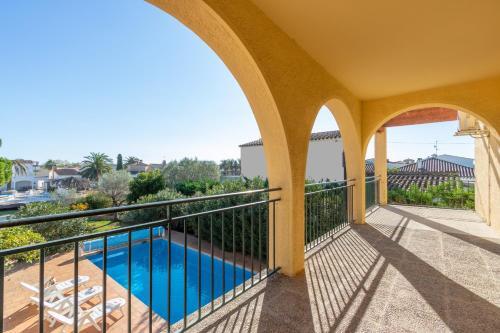 Apart-rent Villa Ter 12