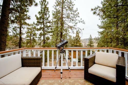 Old Hollywood Lodge-pets, Hottub-sauna, Speakeasy!